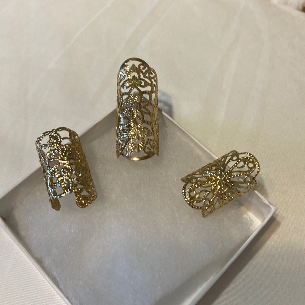 Set of 3, golden rings
